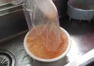 水道管から赤水（赤錆）が出た時の対処法とは？